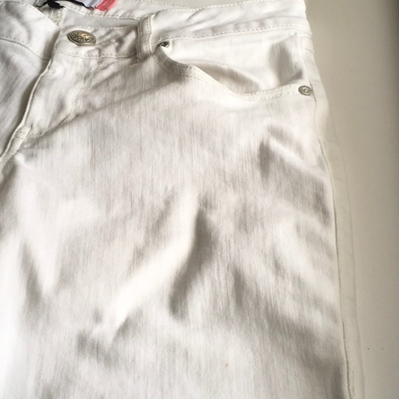 CAbi jeans women's size 2 white slim boyfriend women’s size 2 - Picture 10 of 15